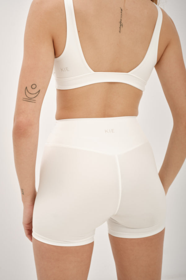 Cael Shorts Milky